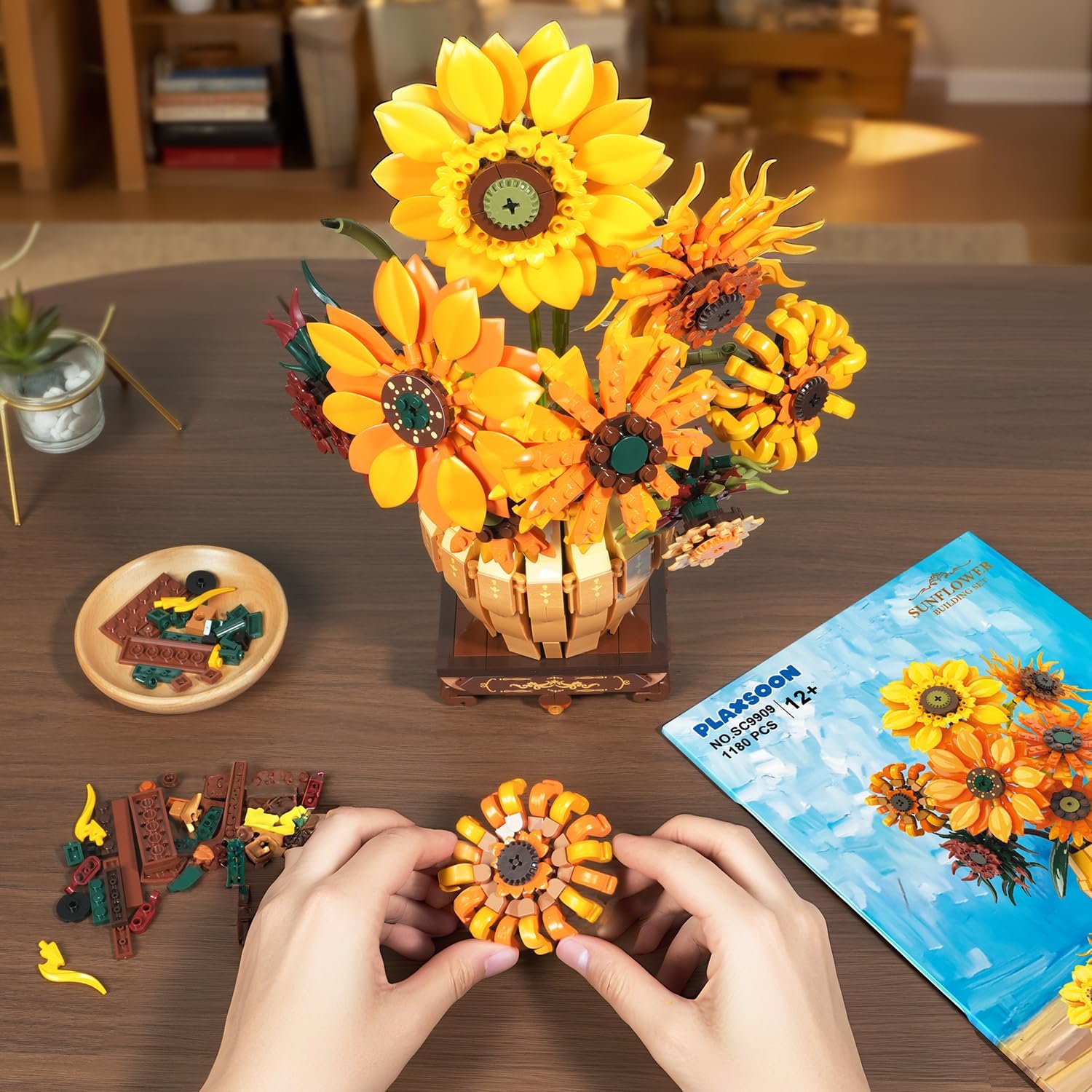 Sunflower Building Set with Lights Vase Base